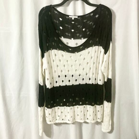 Larsen Gray Women's XL Black and White Distressed Open Knit Sweater - Picture 2 of 10